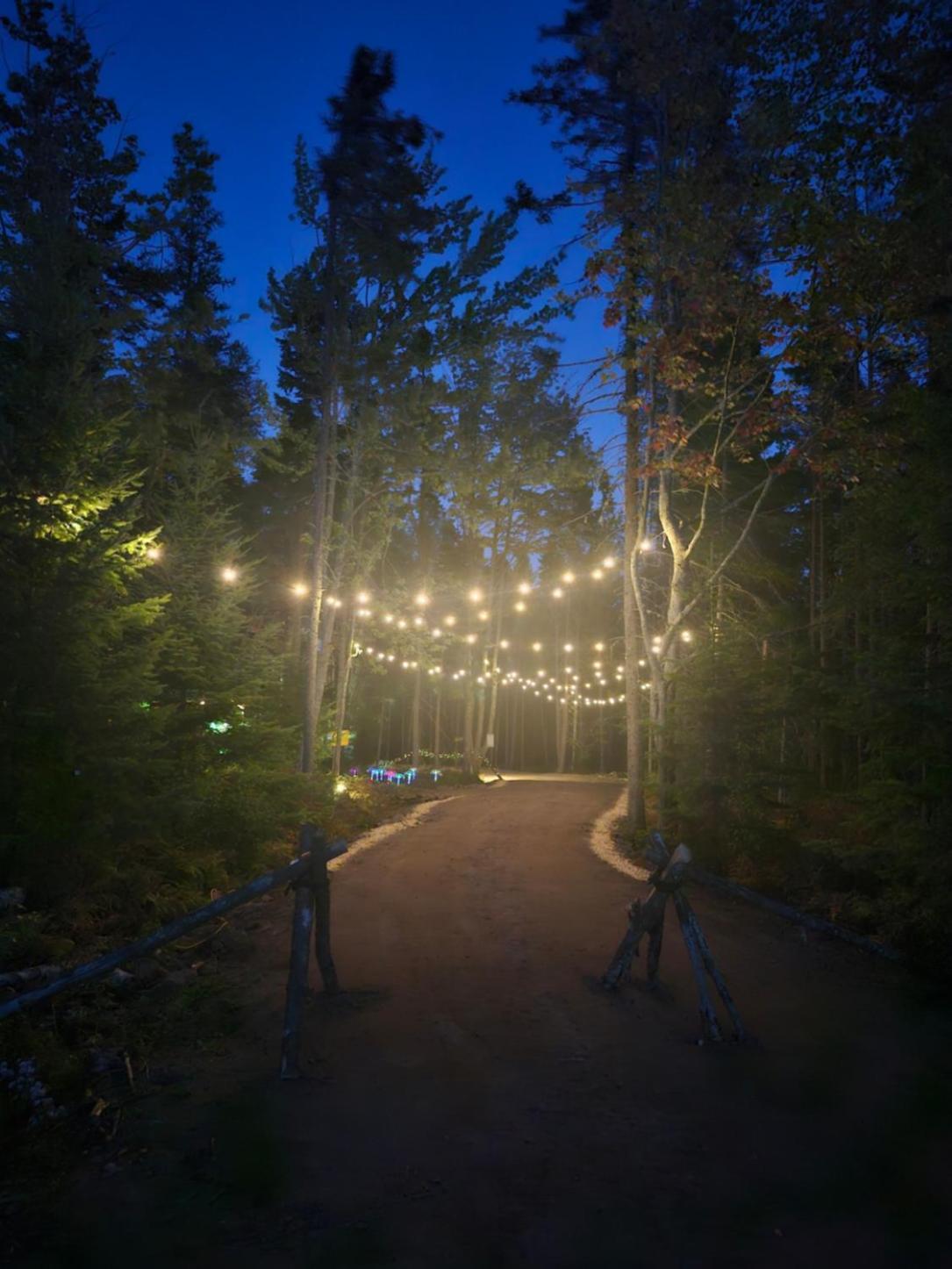 Hotel Estrella Glamping à Caraquet Extérieur photo