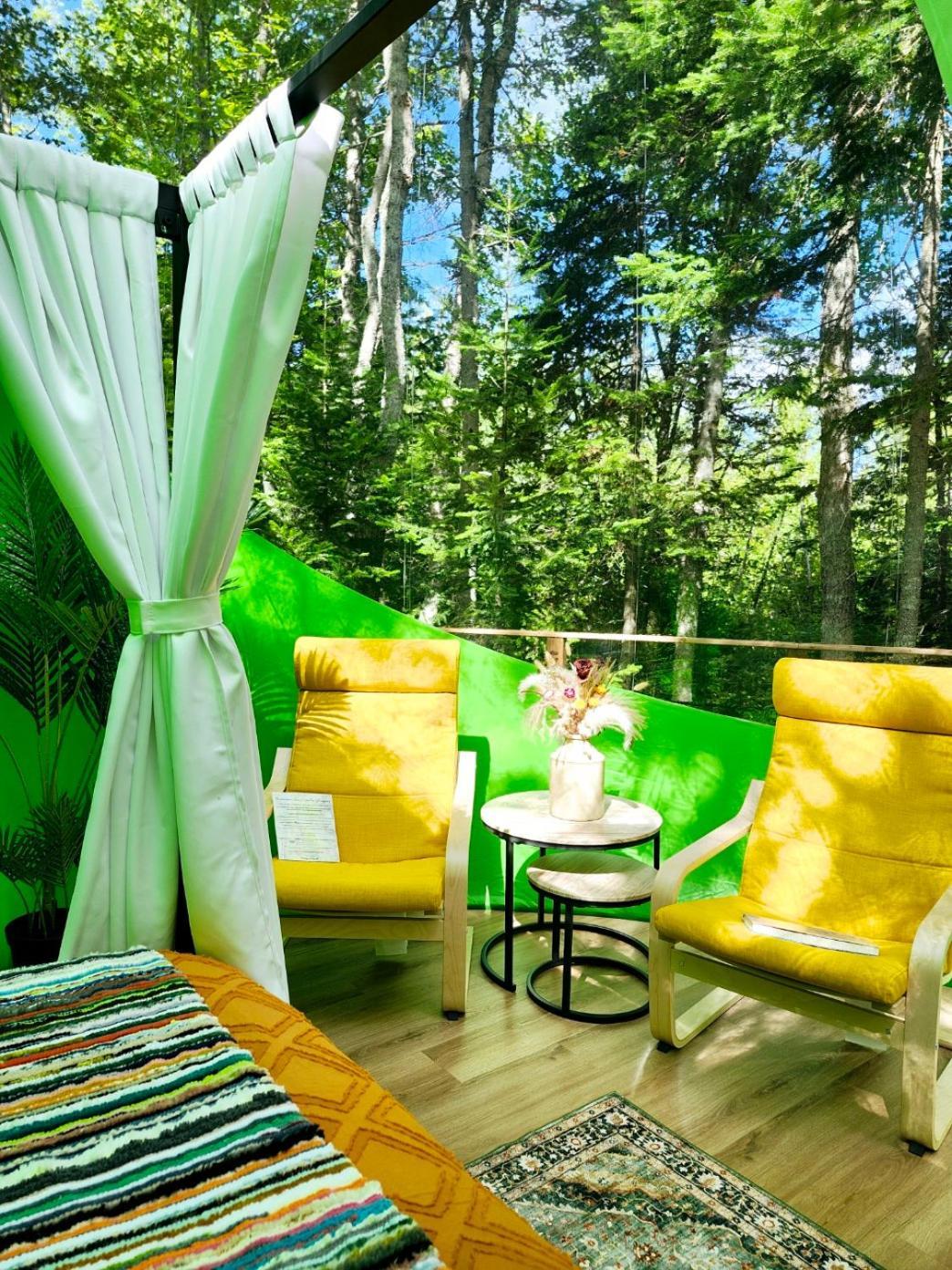 Hotel Estrella Glamping à Caraquet Extérieur photo
