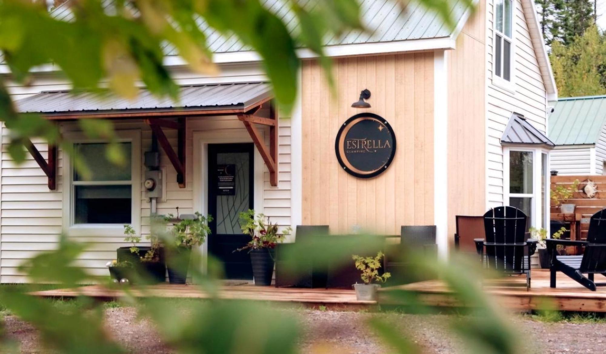 Hotel Estrella Glamping à Caraquet Extérieur photo